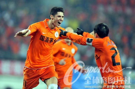 三亿体育 -关于窗口期欧篮联焦点战，里尔绝杀压哨，球迷炸锅，团队化学反应显著的信息