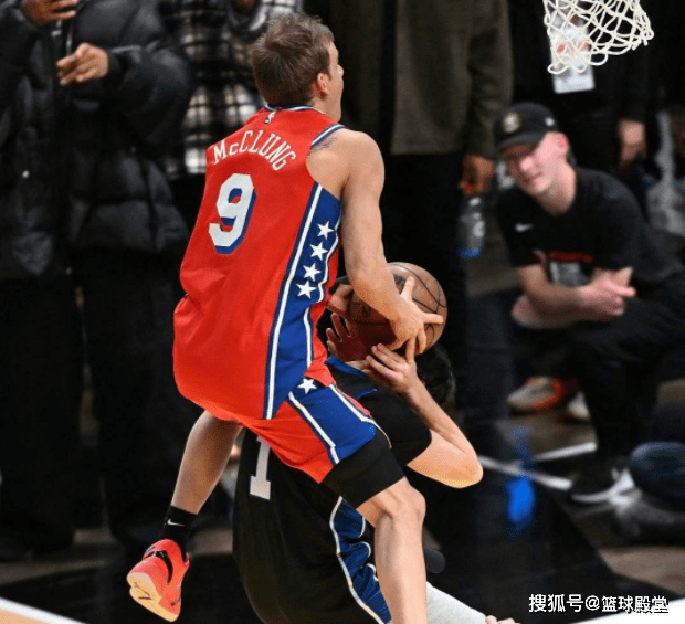 三亿官方入口 -上海海港训练开放日；窗口期临场应变引欢呼；欧超杯在即；资深球员宣示担当(欧超杯皇马vs亚特兰大直播在线看)