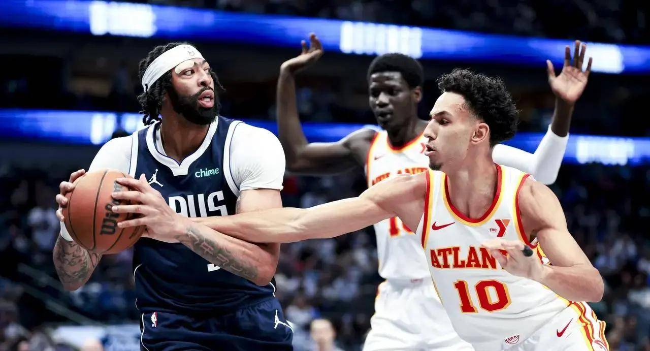 三亿官方网站 -清晨NBA常规赛传出新动向，华盛顿奇才调整名单，管理层表态：悬念犹存，团队化学反应显著 