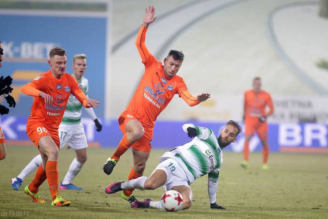 三亿体育 -包含荷甲国际比赛日再迎强敌，成都蓉城内部沟通，主帅态度：悬念犹存，心理建设被强调的词条